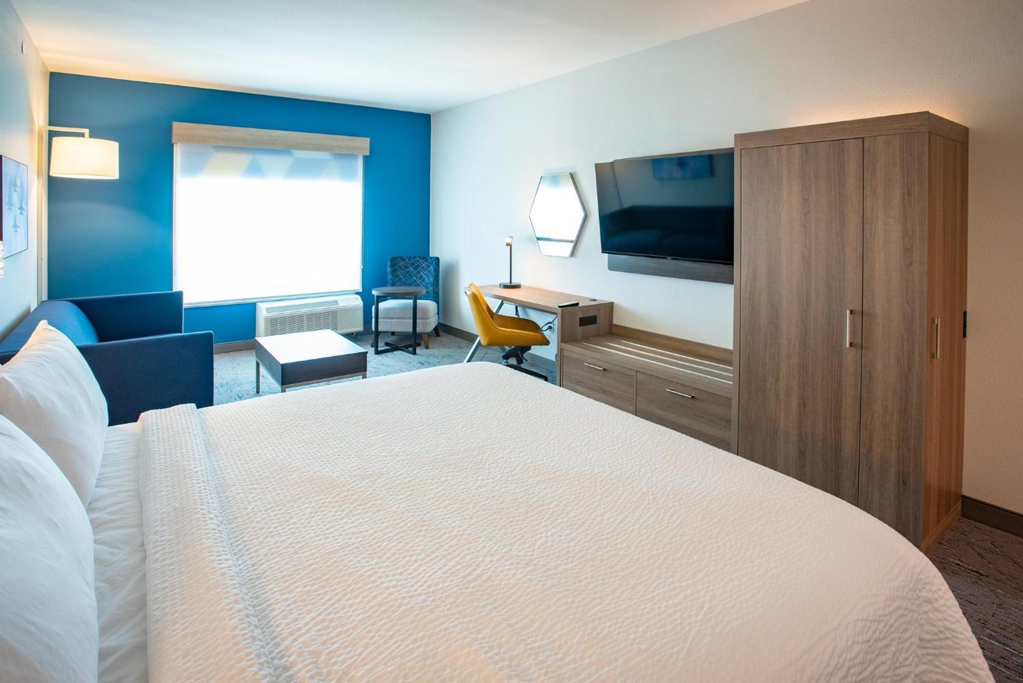 Holiday Inn Express & Suites Pensacola Airport North - I-10 By Ihg Ferry Pass Εξωτερικό φωτογραφία
